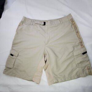 Columbia PFG Fishing Cargo Shorts Men's Size L Beige Logo Trim 108 FM 4005